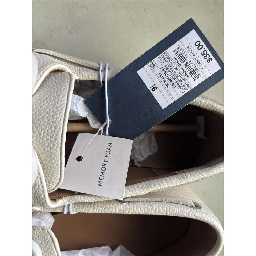 Universal Thread Women's Midge Boat Shoe Flats Memory Foam Insole Off-White 9.5